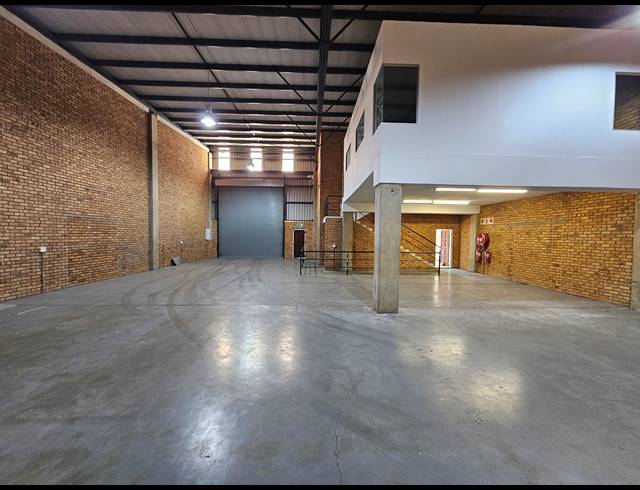405M² MINI FACTORY TO LET IN LANSERIA